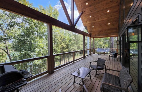 Drasco Kabine | Cedar Pointe Lodge