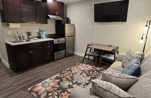 St. George Haus | NEW Charming 1-bedroom casita in superb St. George with WiFi, AC