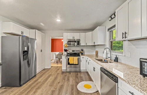 Augusta Haus | Hurricane Info Updated ~ Check Description ~ Pet Friendly ~ Pool