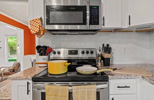 Augusta Haus | Hurricane Info Updated ~ Check Description ~ Pet Friendly ~ Pool