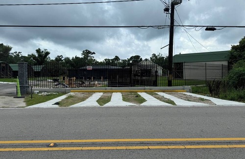 Crown Point Kabine | Cozy cabin with WiFi and AC in charming Marrero Cabin 7