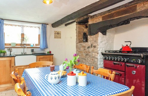 Chittlehampton Hütte | 3 bedroom accommodation in Chittlehampton, near Umberleigh