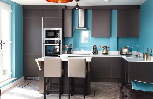 Hull Wohnung | Sky Marina Suite- Our stunning and stylish Penthouse on the Marina