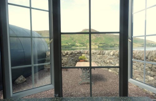 Garve Kabine | Luxury pods with a stunning loch view and access