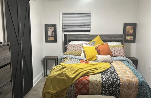 Riverview Haus | 3-bedroom cottage in beautiful Jacksonville Florida with WiFi, AC, and heating.