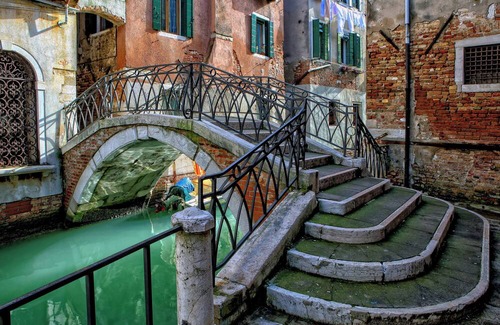 Roseland Haus | Pelican Paradise-Indian River Sebastian