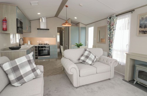 Denny Hütte | WILLOW, pet friendly, with a garden in Denny