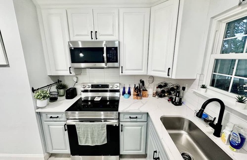 Severn Haus | Charming entire house with WiFi and AC in serene Severn