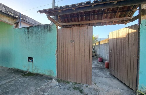 Itinga Haus | Suite 2 Simple WITH comfortable air conditioning Bracuí Beach