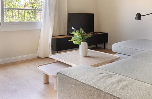 El Baix Guinardo Wohnung | Weflating SANT PAU - Cozy 4 BDR