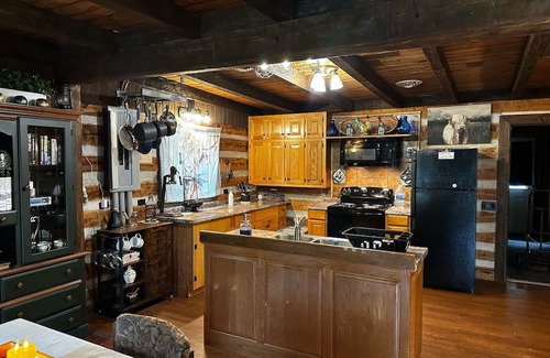 Keysville Kabine | Charming 2-bedroom cabin in Keysville with AC, WiFi