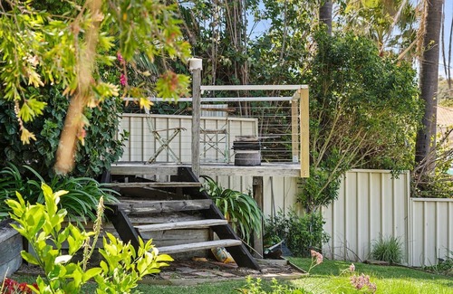 Forresters Beach Haus | Beachside Bliss Forresters Beach