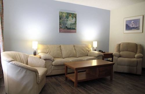 Weslaco Wohnung | Chic 1-bedroom with WiFi and AC in cool Donna, Texas