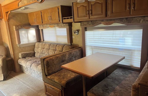 Jasper Haus | Cozy Camper at Rockwater Campground with all the amenities the campground offers