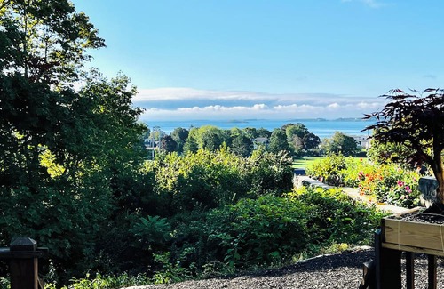 Swampscott Haus | Vista Del Mar: Charming 4-bedroom house in Swampscott