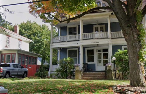 Scranton Haus | Spacious 5-bedroom Historic Home blending Charm with Modern