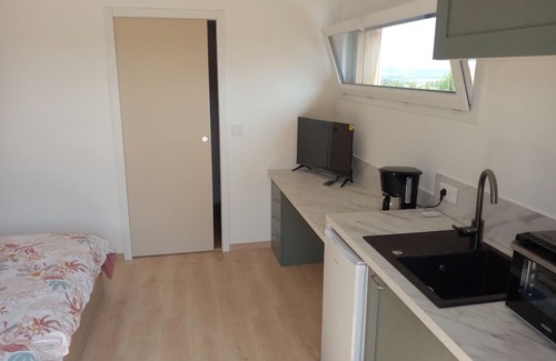 Lorlanges Wohnung | STUDIO WITH TERRACE ON GROUND FLOOR