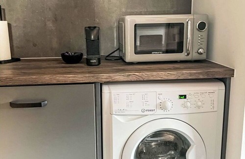 Steinberg am Rofan Wohnung | Nice apartment for 10 guests with WIFI, patio, pets allowed and parking