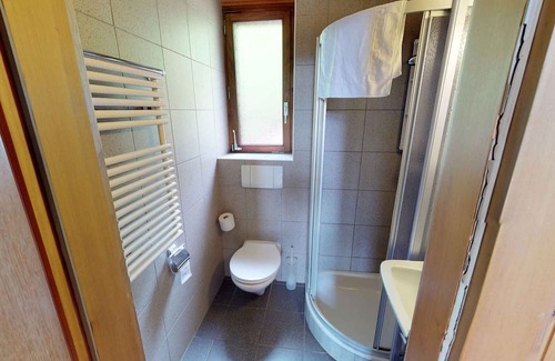 Blatten bei Naters Skihütte | Chalet with balcony and heating