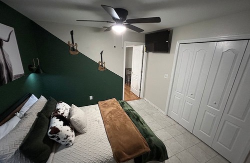 Wesley Chapel South Haus | Cozy Guest House in Zephyrhills/Wesley Chapel!