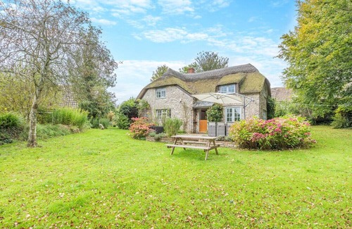 Eleighwater Haus | The Old Thatched Cottage