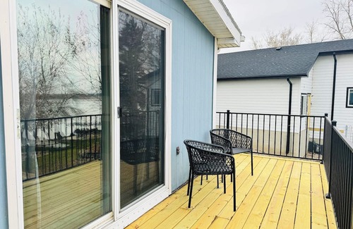 Aberdeen Haus | 3 Bedroom Home at Richmond Lake on the Water