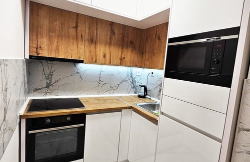 Novi Sad Wohnung | Charming 2-bedroom apartment in fabulous Novi Sad with WiFi, AC