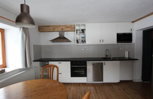 Bichlbach Wohnung | This spacious vacation home is perfect for large families, groups of friends