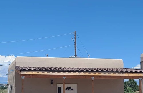 Farmington Haus | Charming 1-bedroom Casita-Tiny Home in the Heart of the Four Corners, Aztec, NM