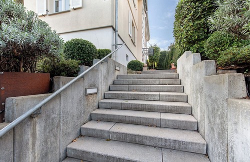 Bad Soden am Taunus Wohnung | Apartment 'Taunus-Zimmer Skyline-Blick' with Wi-Fi
