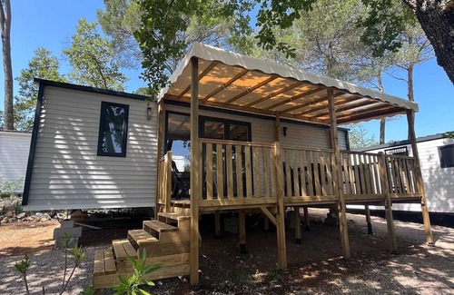 Canet-de-Salars Haus | Camping 4 étoiles - Parc aquatique - ccaaaah