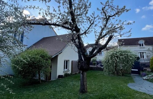 Saint-Leu-la-Foret Hütte | Gite Saint-Leu-la-Forêt, 3 bedrooms, 5 persons