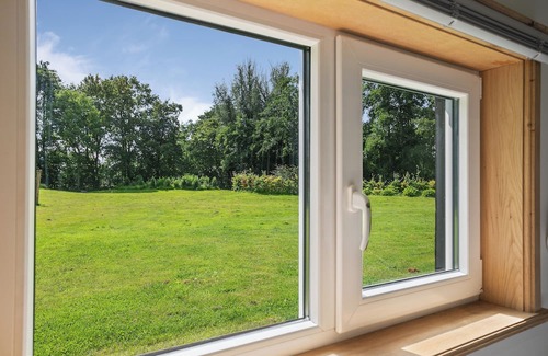 Triemen Haus | Luxurious stay in the middle of the Frisian countryside with whirlpool