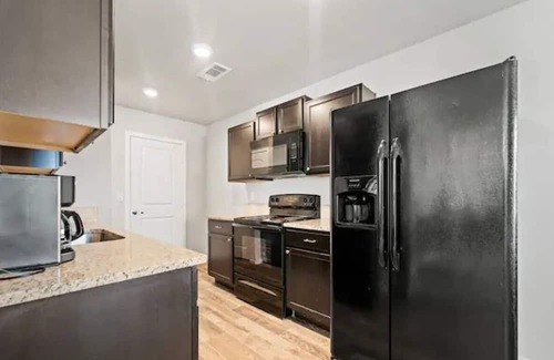 Lubbock Haus | Cozy Corner Retreat 3BR/2BA Short drive to TTU
