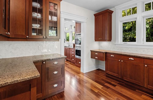 Oak Bay Haus | Uplands Family Home
