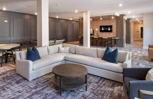 San Marco Wohnung | Barsala l Tranquil 1BD with Pool at Eastborough, fast Wi-Fi