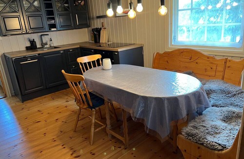 Loten Municipality Kabine | Cosy 3-bedroom cabin with WiFi in Innlandet.
