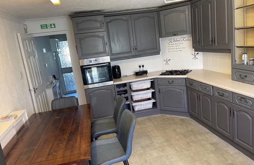 Crays Hill Haus | Tranquil Basildon Retreat with 3 Bedrooms