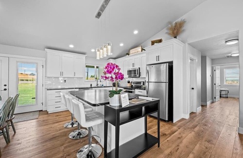 Gooding County Haus | *Heart of Wendell*Massive yard*fire pit*Parking