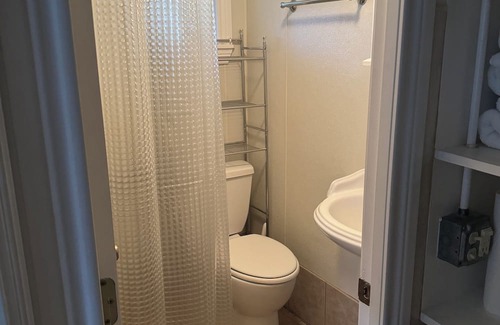 Midland Wohnung | Charming 1-bedroom apartment with WiFi & AC close to downtown Midland.