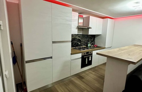Aprilia Haus | TRENDY HOME apartment 5 minutes from the sea , and from the train station .