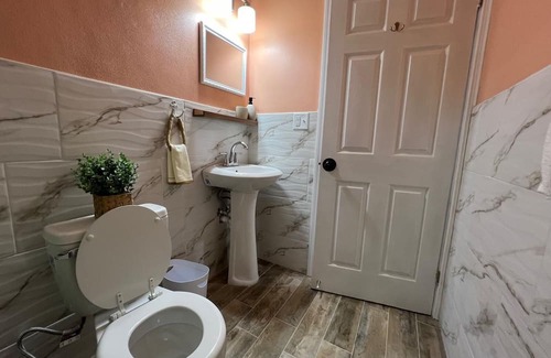Gambier Haus | Newly built cozy studio in western Nassau, 3 minutes from airport and beaches
