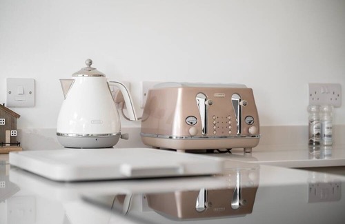 Walkden Haus | Stylish: Luxurious Modern House