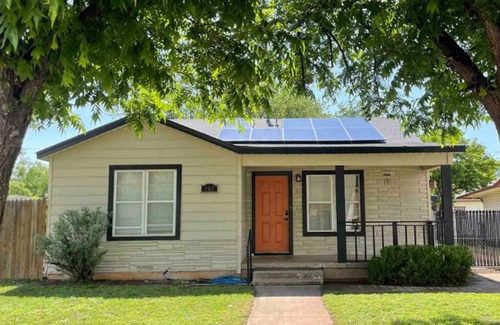 Sayles Blvd. Area Haus | 3-bedroom house in fantastic Abilene with AC, WiFi, and a fenced yard! Enjoy