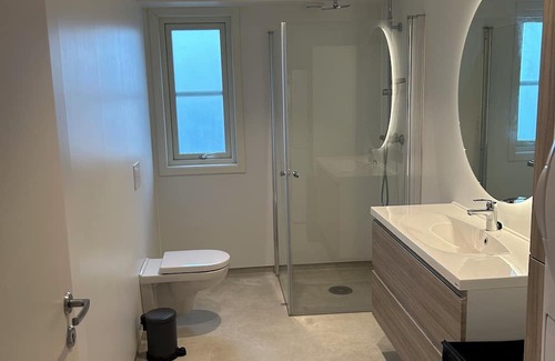 Kvinesdal Wohnung | Cool 2-bedroom apartment in Kvinesdal with WiFi