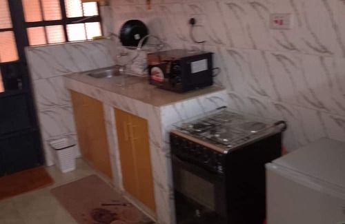 Thika Wohnung | New and Clean apartment in pleasant Thika with AC, WiFi