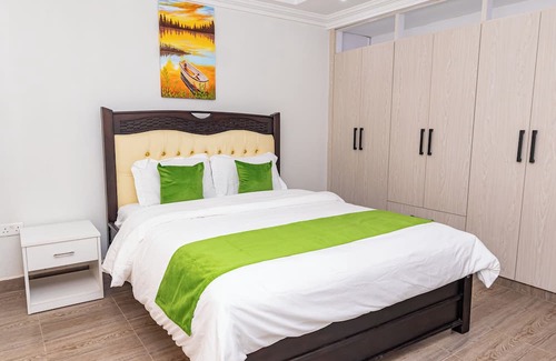 Ruiru Haus | Calm Haven- Cozy 4 Bedroom 4.5 bath in Gated Community