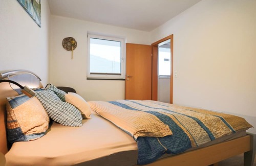 Weerberg Wohnung | Apartment with terrace, 70m to the ski bus