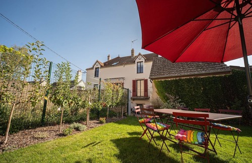 Morey-Saint-Denis Haus | By les Climats - Gîte Les Grands Crus - Cour - Jardin - Dependances - Morey