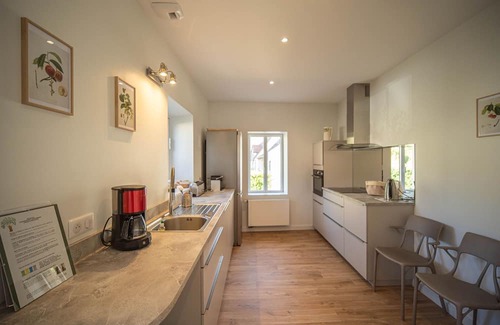 Morey-Saint-Denis Haus | By les Climats - Gîte Les Grands Crus - Cour - Jardin - Dependances - Morey